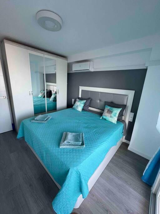 Ferienwohnung Miramar V Torrevieja Kültér fotó